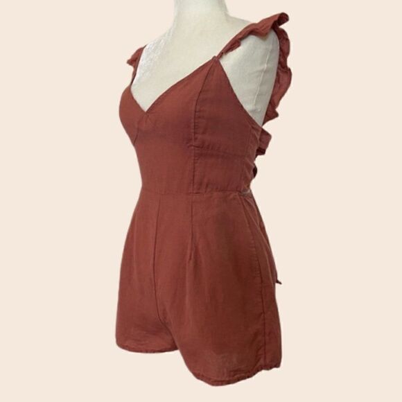Urban Outfitters Rose Pink Kai Ruffle Tie-Back Romper Size 4 - Picture 6 of 14